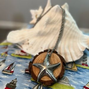Sarah Coventry Starfish Necklace